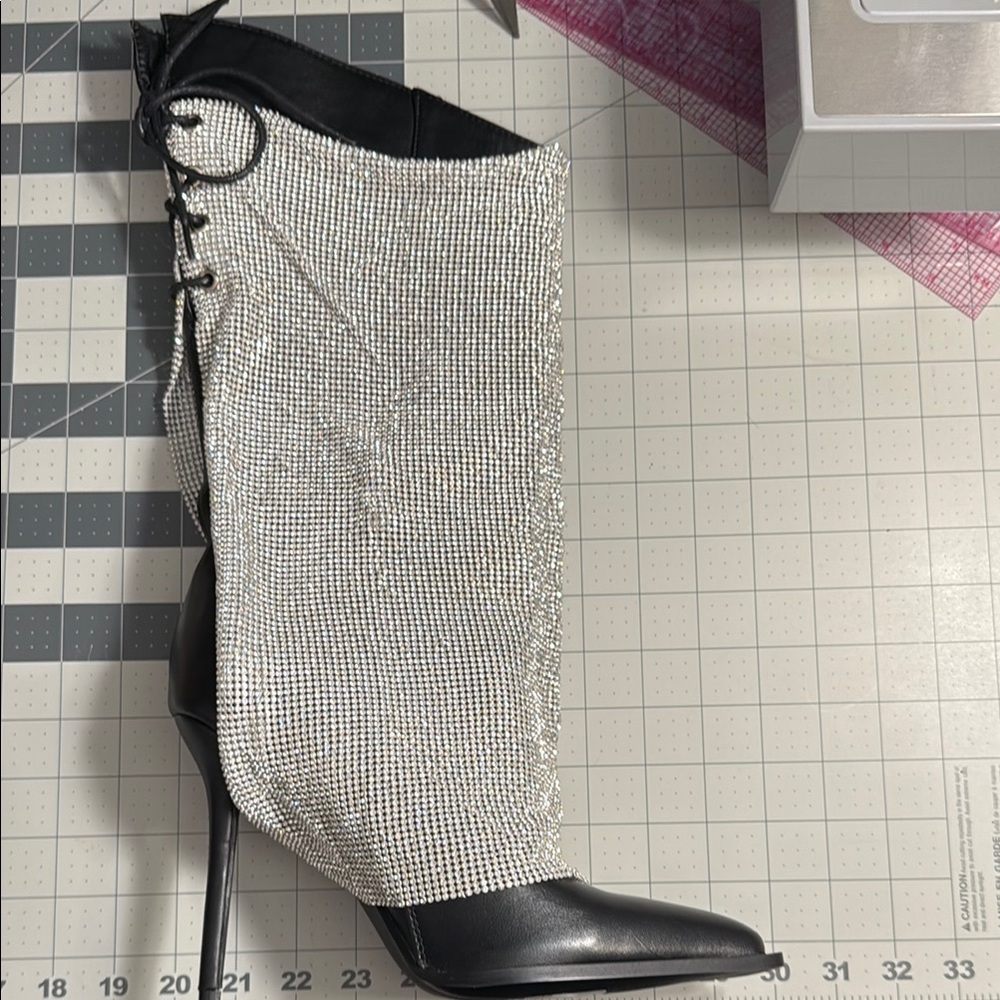 JACLYN-BLACK STILETTO BOOT